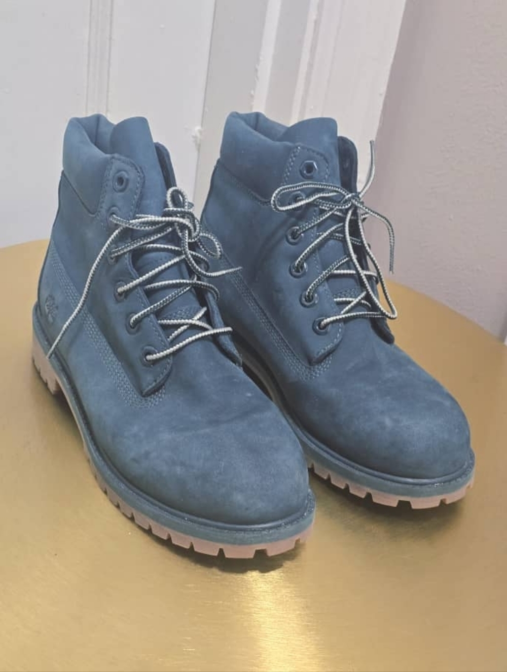 Timberland 6 Inch Lace Up Waterproof boots in Navy Blue Men's Size 6.5